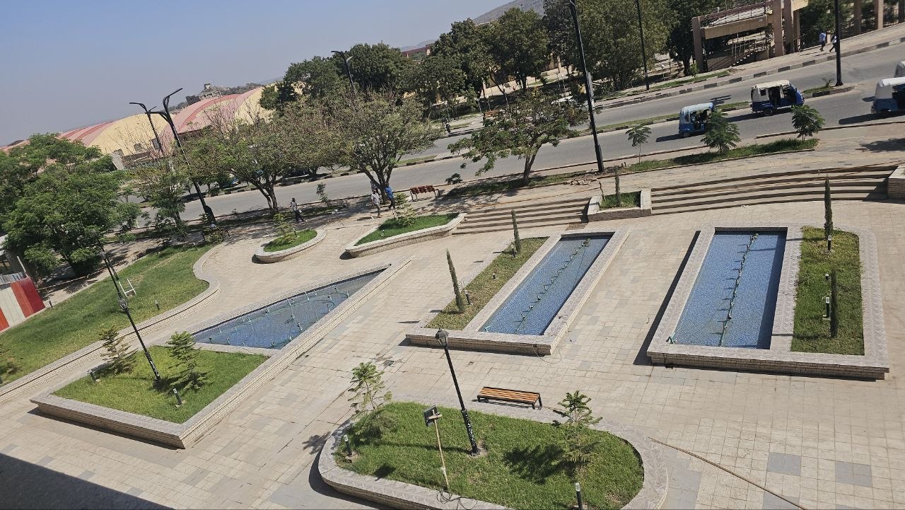 City Manager Fountain & Landscaping - Image 4